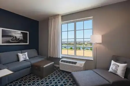 TownePlace Suites by Marriott San Diego Airport/Liberty Station - 3