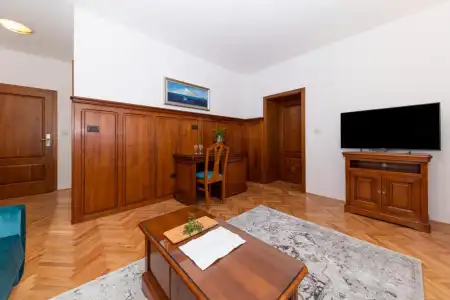 Heritage Tisno - 43