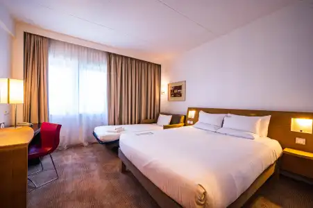 Novotel London West - 6