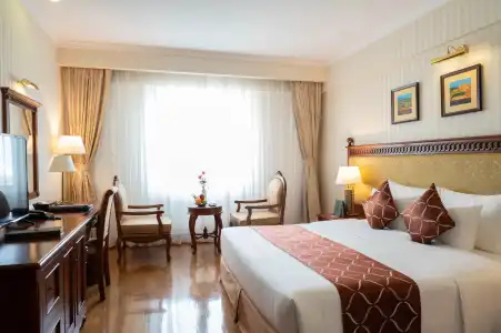 Grand Saigon - 3