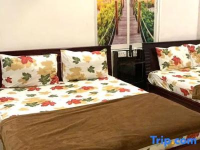 Hoang Yen Nhi - 32
