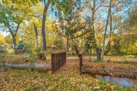 Lantern Light Inn - Romantic Getaway - 94