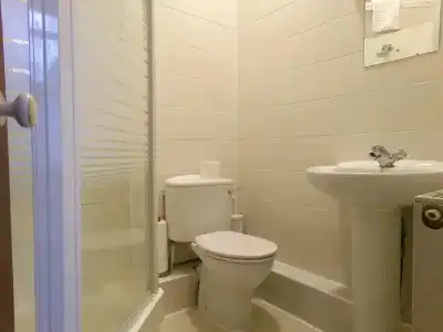 Averon Guest House - 39