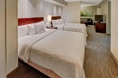SpringHill Suites by Marriott Naples - 34