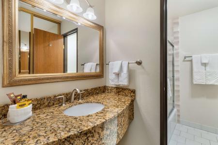 Best Western Plus Monterey Inn - 73