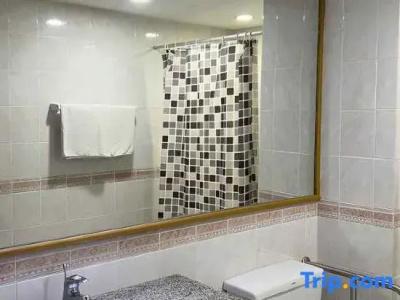 Mall Suites - 273