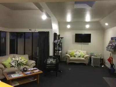 Cable Court Motel - 9