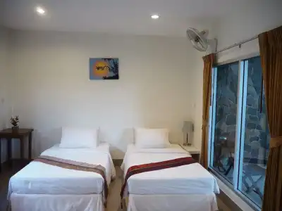 Canal Resort - 51
