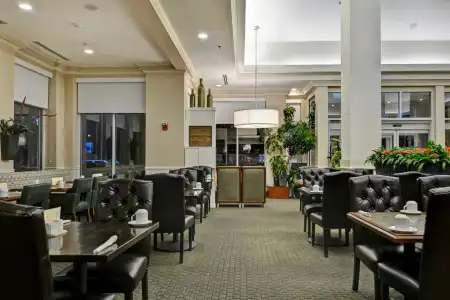 Hilton Garden Inn Green Bay - 36