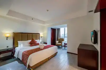 Haikou Baofa Shengyi - 104