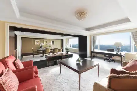 Shangri-La - 104