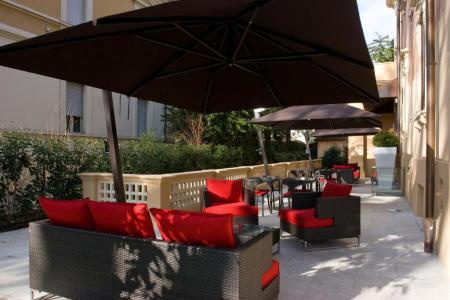 UNAHOTELS Villa dei Platani Foligno - 29