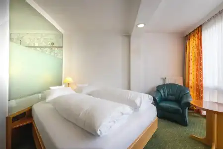 AAAAwelt Kübler - 31