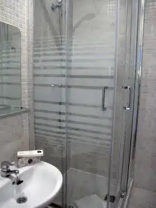 Apartamentos Mayerling Bisbe Urquinaona - 16
