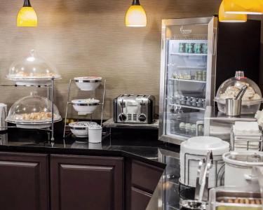 Garner Topeka West, by IHG - 10