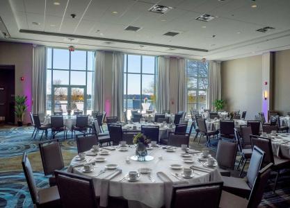 DoubleTree by Hilton Niagara Falls New York - 22