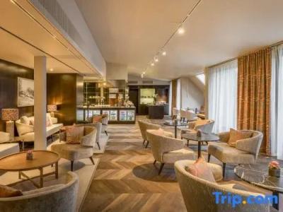 Sheraton Grand - 63