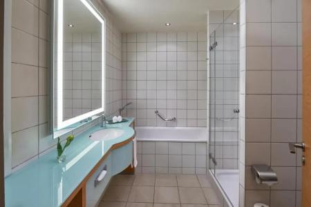 Hilton Cologne - 48