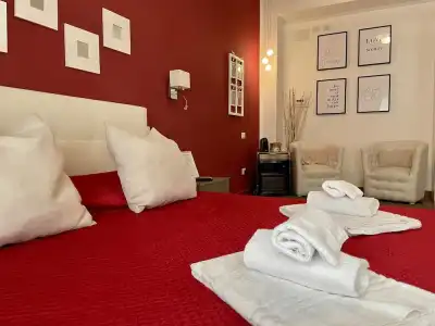 Le Coq Suites - 110