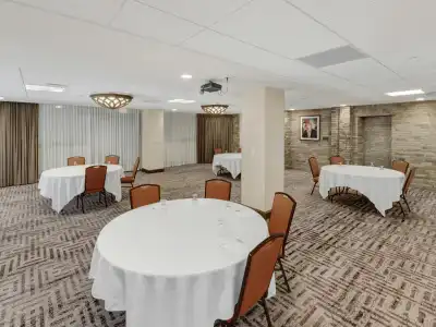 Hilton Garden Inn Milwaukee Downtown - 31