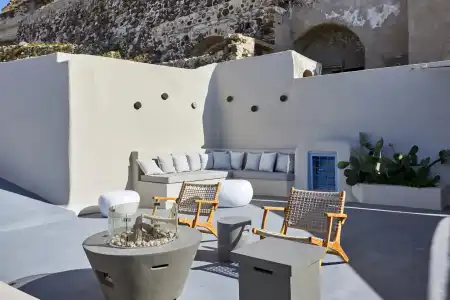 Luna Santorini Suites - 78