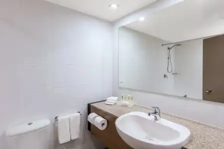 Holiday Inn Auckland Airport by IHG - 36