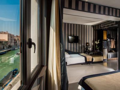 Carnival Palace - Venice Collection - 25