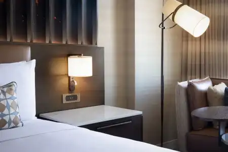 Renaissance Dallas - 67