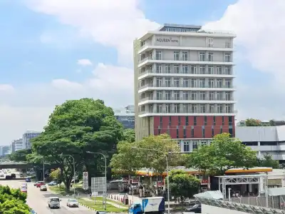 Aqueen Paya Lebar - 21