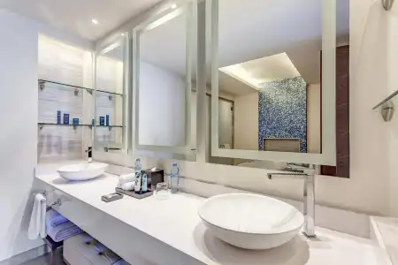 Royalton CHIC Cancun, An Autograph Collection All-Inclusive Resort - Adults Only - 8