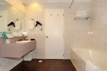 Shadzz Motel - 53