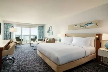 DoubleTree by Hilton Ocean City Oceanfront - 83