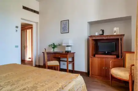 Excelsior Palace - 42