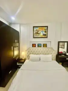 OYO 518 Chariot - 18