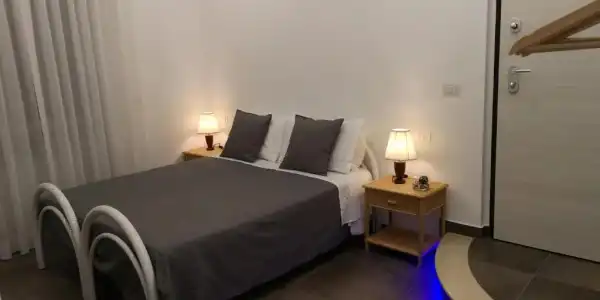 B&B Chérie - Centro di Salerno - 71