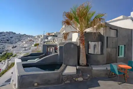 Sophia Luxury Suites - 124