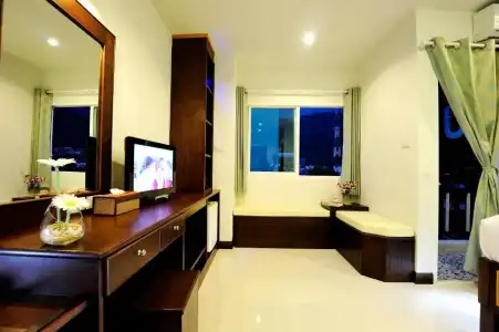 Ruen Buathong Boutique - 101