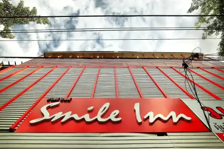 Smile Inn - 0