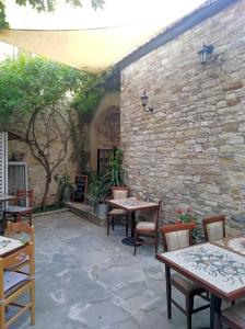 Lefkara & Restaurant - 9