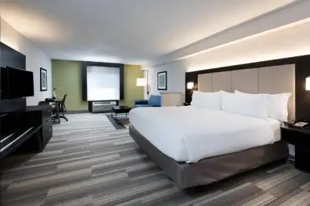 Holiday Inn Express & Suites Florence I-95 & I-20 Civic Ctr by IHG - 47