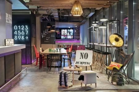 Moxy Bucharest Old Town - 20