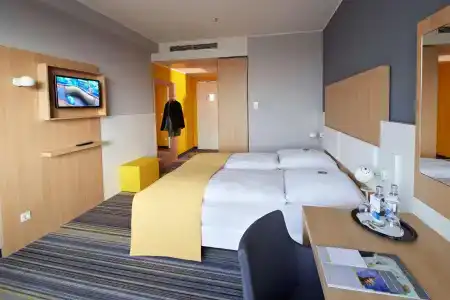 Premier Inn Wurzburg - 103