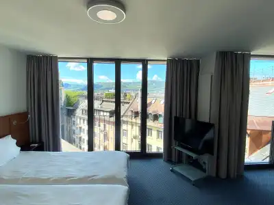 Royal Zurich - 7