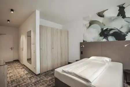 Wyndham Garden Munich Messe - 9