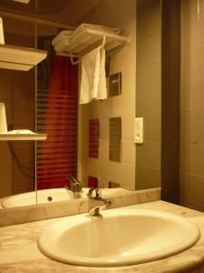 Hôtel des Rosiers - 37