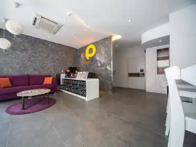 OYO 278 Orange Premier - 14