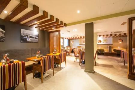 Premier Inn London Hammersmith - Ravenscourt Park - 8