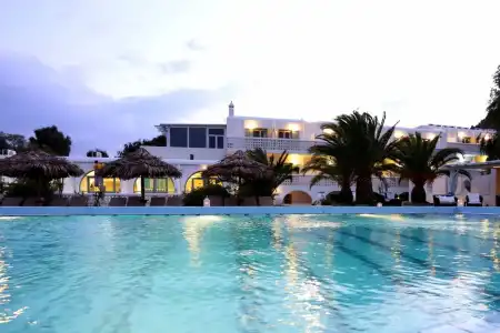 Aphrodite Beach Resort Mykonos - 17
