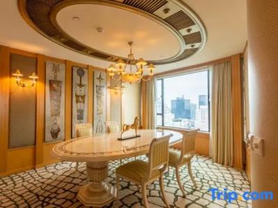 Renaissance Riverside Saigon - 155