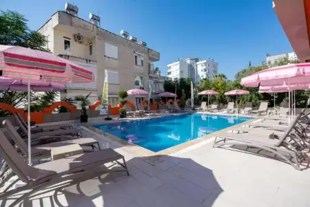 Lara Olympos - 47